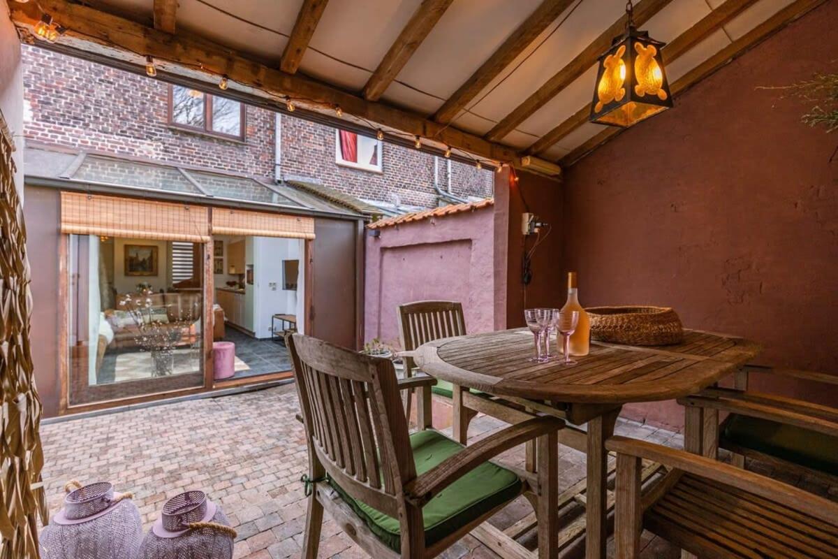 Villa Huswell - Charming Town-House In The Center Of Brügge Exterior foto